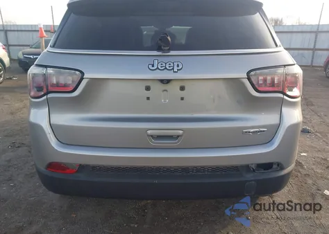 2019 Jeep Compass Sun And Wheel Fwd из США, поврежденный, VIN 3C4NJCBB6KT649259